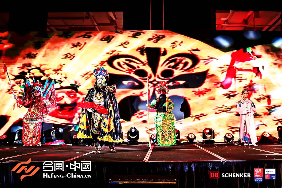 川劇變臉圖片鑒賞-4