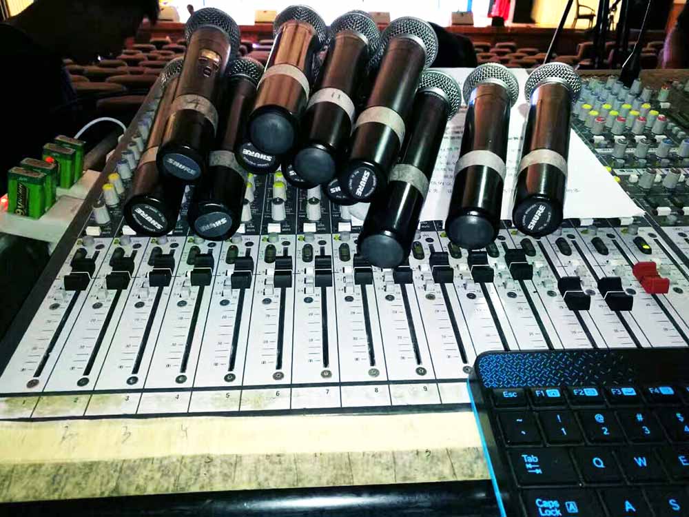 ������U�{(di��o)���_(t��i)