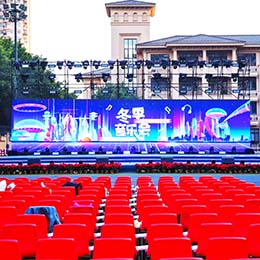 У�@��ӣ�У�c��ӣ�����У�c��У�c�߄����ݳ���ӣ���Ӳ߄������L(f��ng)4A